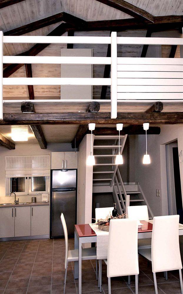 Eliathos Residence Houses อาร์คันส์ ภายนอก รูปภาพ