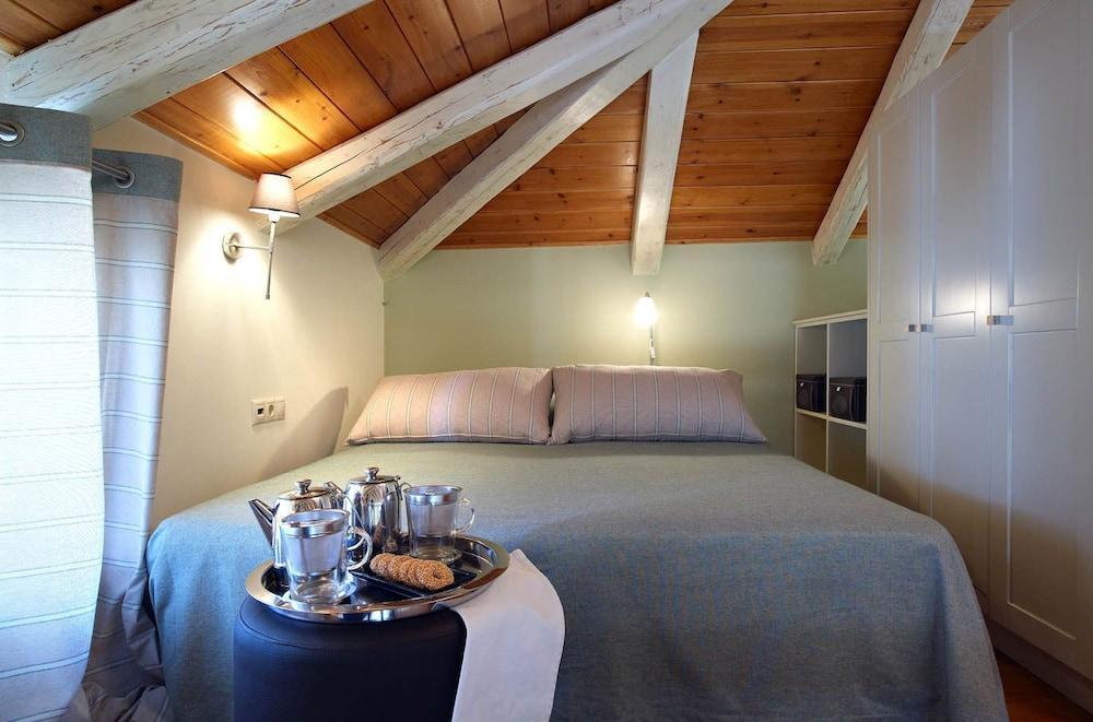 Eliathos Residence Houses อาร์คันส์ ภายนอก รูปภาพ