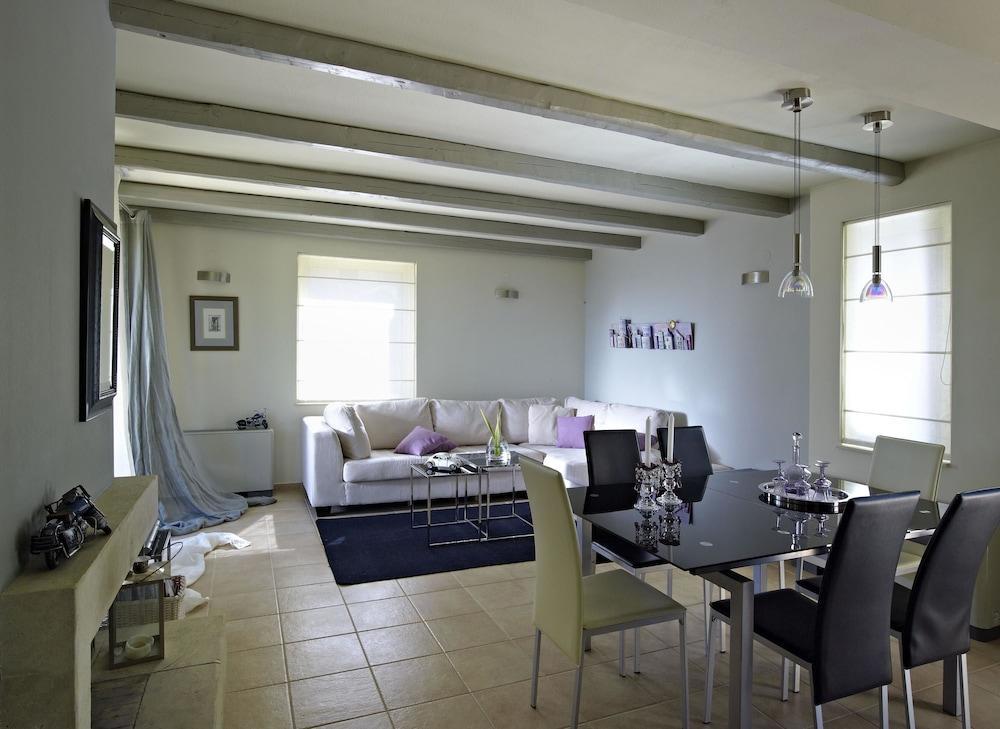 Eliathos Residence Houses อาร์คันส์ ภายนอก รูปภาพ